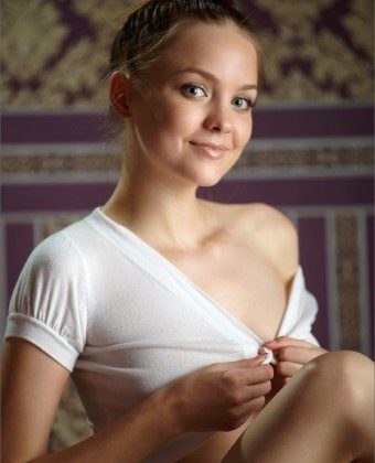 Проститутка Леночка возрастом 18 лет в Москве