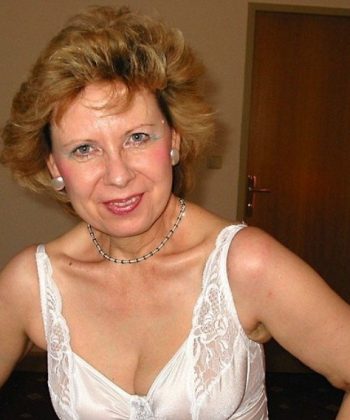 Проститутка Галина возрастом 51 лет в Москве