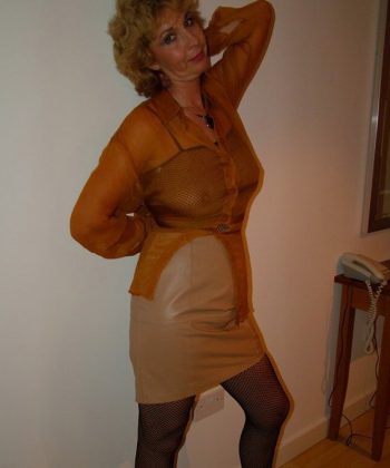 Проститутка Лена возрастом 51 лет в Москве